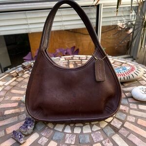 Coach Brown Leather Shoulder Bag with Classic Design